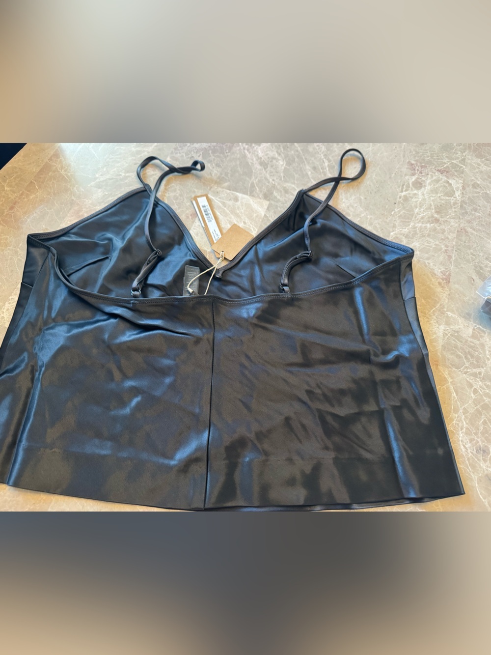 SKIMS Heavyweight Satin Cami L - Picture 7 of 11